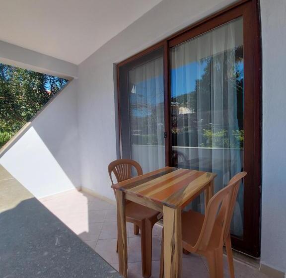 バルコニー付き１ベッドルームアパートメント, Palm Konak