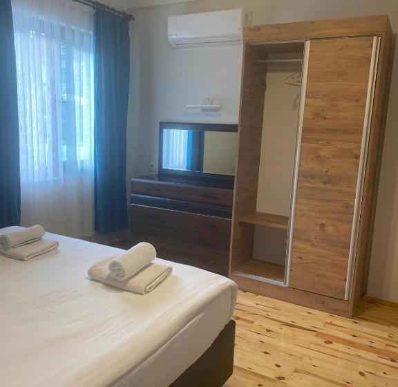 ２ベッドルームハウス, Palm Konak