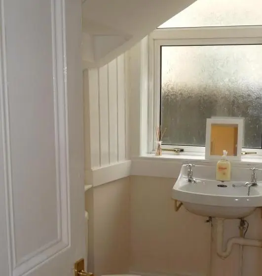 Economy Triple Room, Arbour Guest House