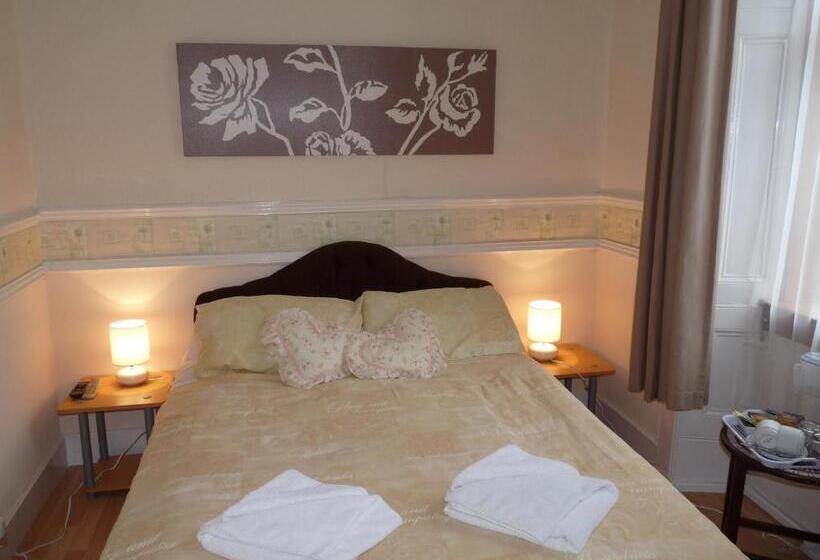اتاق استاندارد با سرویس بهداشتی مشترک, Arbour Guest House