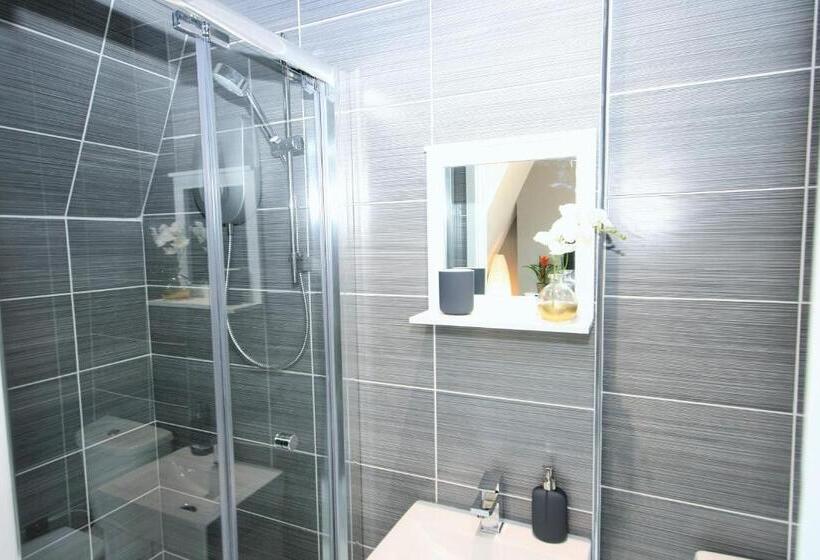 اتاق لوکس, Brick Lane Guest House