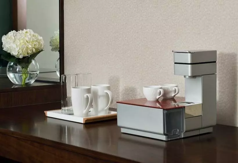 سوییت اجرایی, Crowne Plaza Hotel Riyadh Minhal, An Ihg