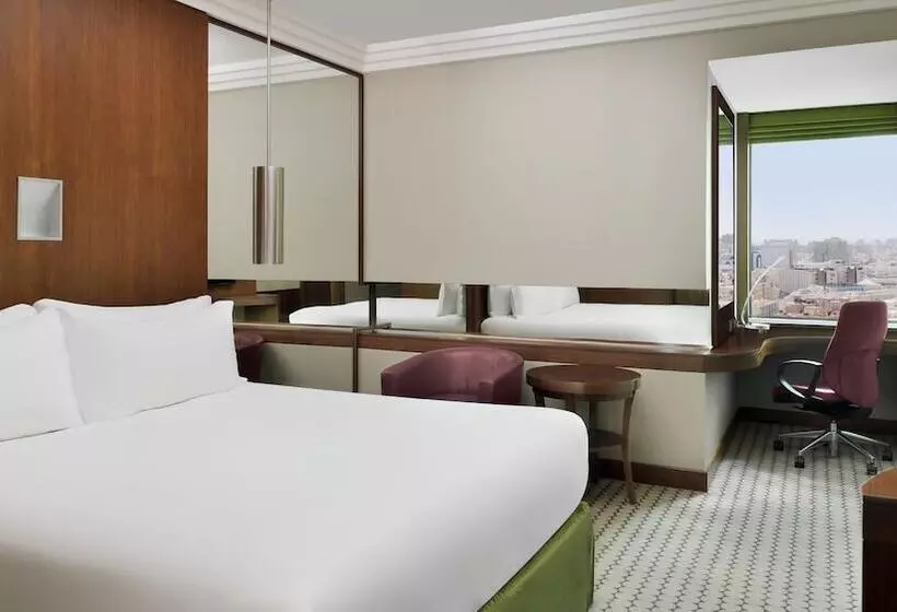 سوییت اجرایی, Crowne Plaza Hotel Riyadh Minhal, An Ihg