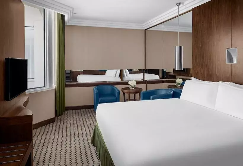 سوییت, Crowne Plaza Hotel Riyadh Minhal, An Ihg
