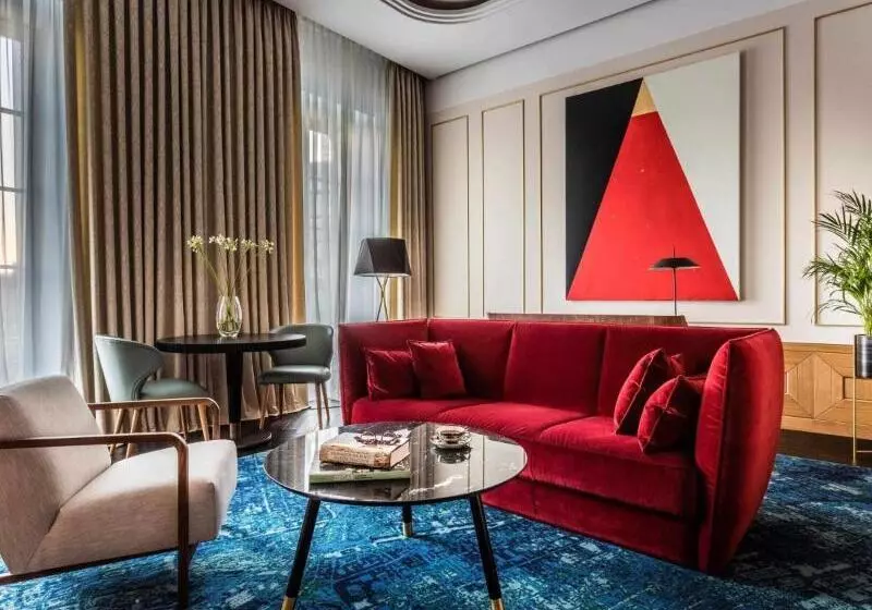 اتاق لوکس, Crowne Plaza Hotel Riyadh Minhal, An Ihg