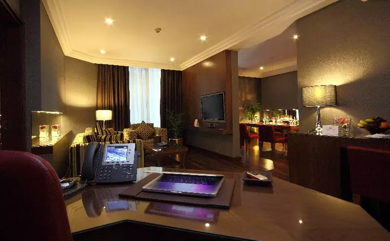 سوییت, Crowne Plaza Hotel Riyadh Minhal, An Ihg