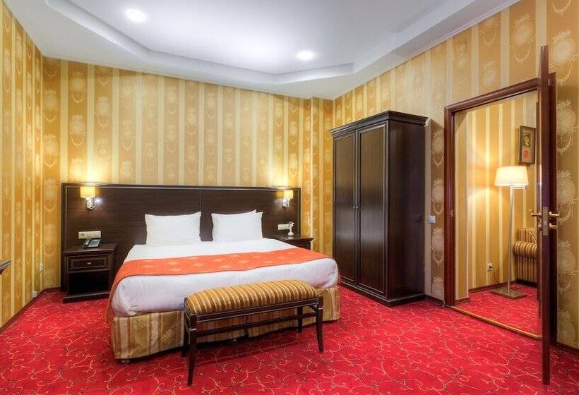 סוויטה, Baikal Plaza