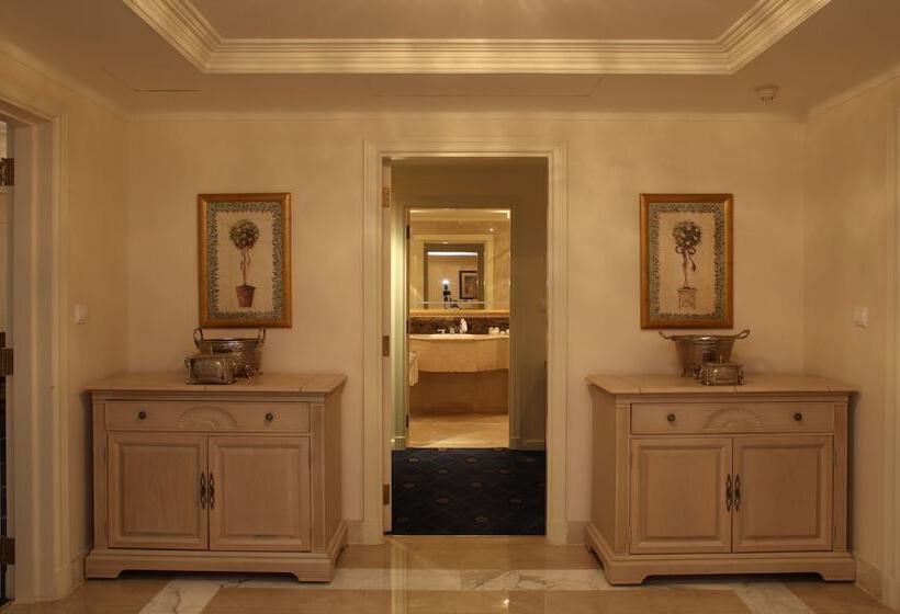 Номер Стандарт, Intercontinental Dar Al Hijra Madinah, An Ihg