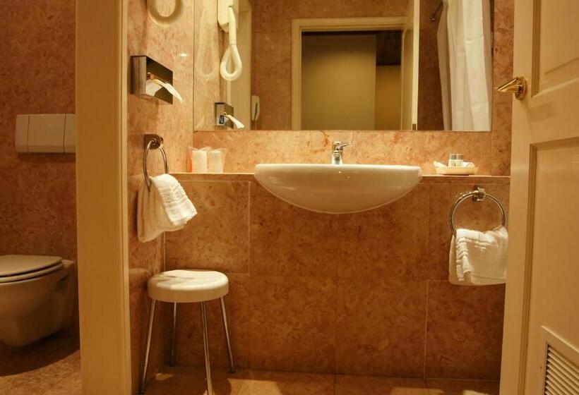 スーペリアールーム, Pousada Palacio De Queluz