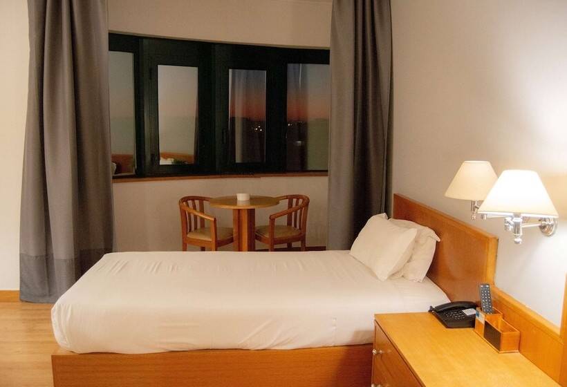 Номер Стандарт Адаптированный для Инвалидов, Tryp By Wyndham Montijo Parque