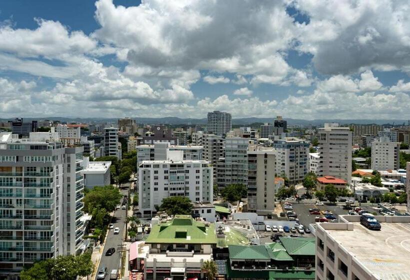 اتاق استاندارد با تخت بزرگ, San Juan Marriott Resort And Stellaris Casino