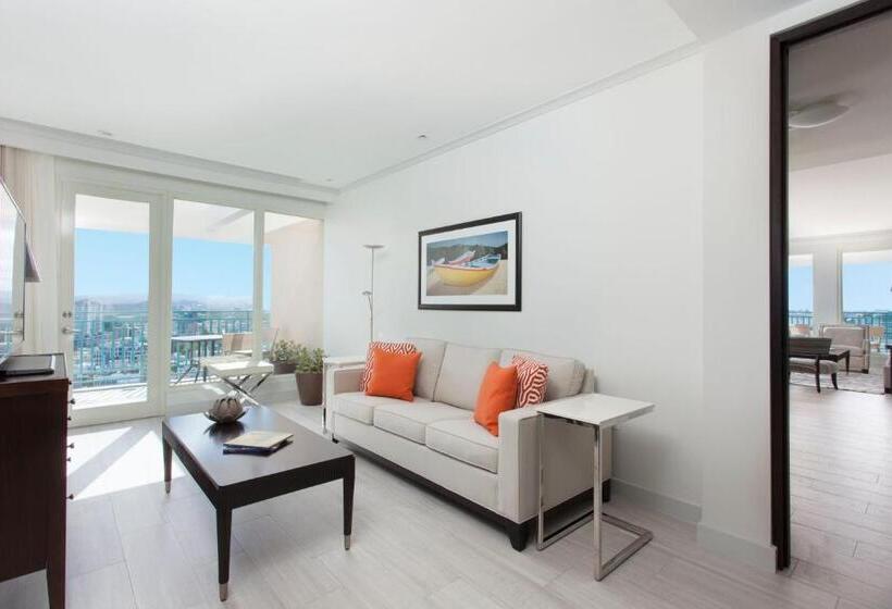 سوییت اجرایی, San Juan Marriott Resort And Stellaris Casino