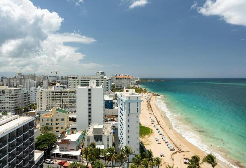 سوئیت اجرایی با چشمانداز دریا, San Juan Marriott Resort And Stellaris Casino