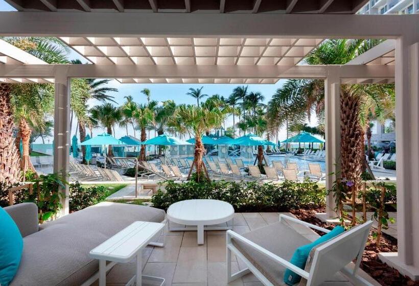 کابین, San Juan Marriott Resort And Stellaris Casino