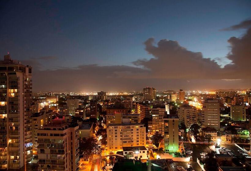 سوییت اجرایی, San Juan Marriott Resort And Stellaris Casino