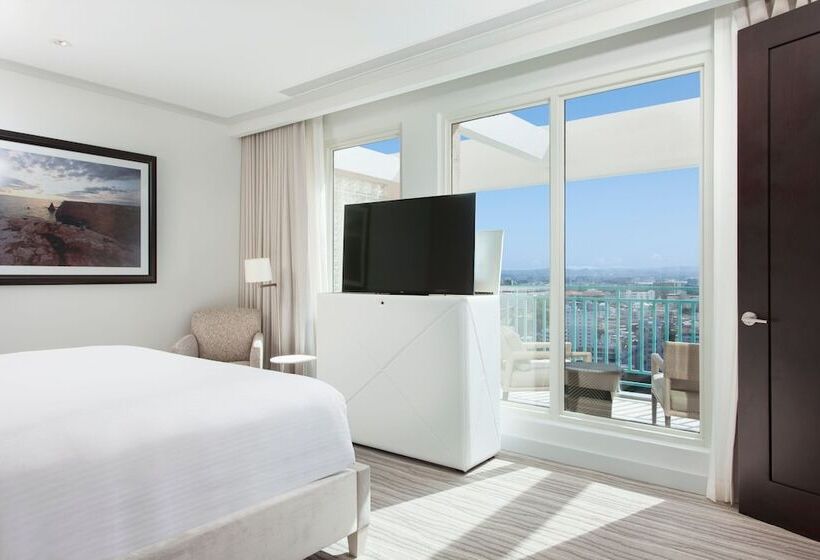 سوییت اجرایی, San Juan Marriott Resort And Stellaris Casino