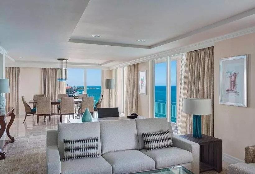プレジデントスイートルーム, San Juan Marriott Resort And Stellaris Casino