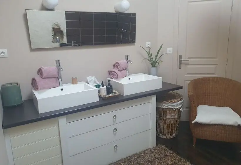 デラックスルーム, A La Maison De Sophie