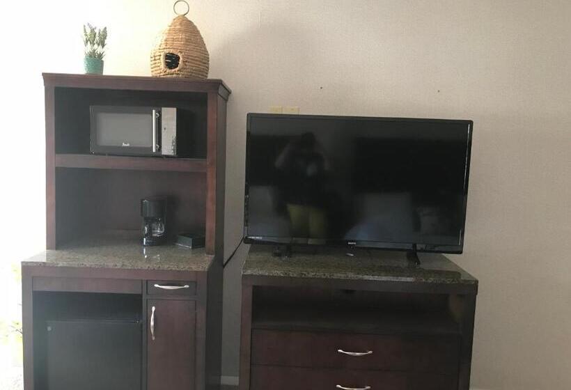 Номер Стандарт, Country West Motel Of Rock Springs
