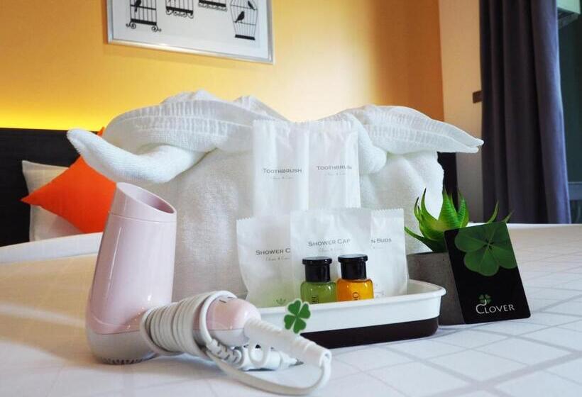 스탠다드 발코니 룸, Clover Hotel Hatyai