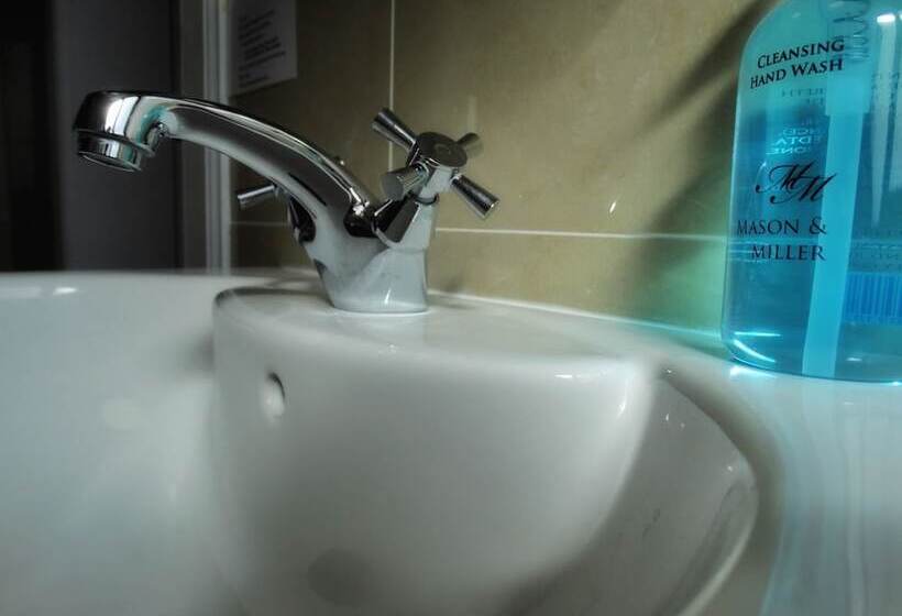 ファミリールーム, Kilchoan House