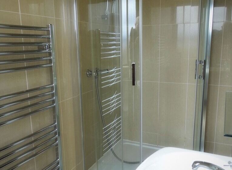 ファミリールーム, Kilchoan House