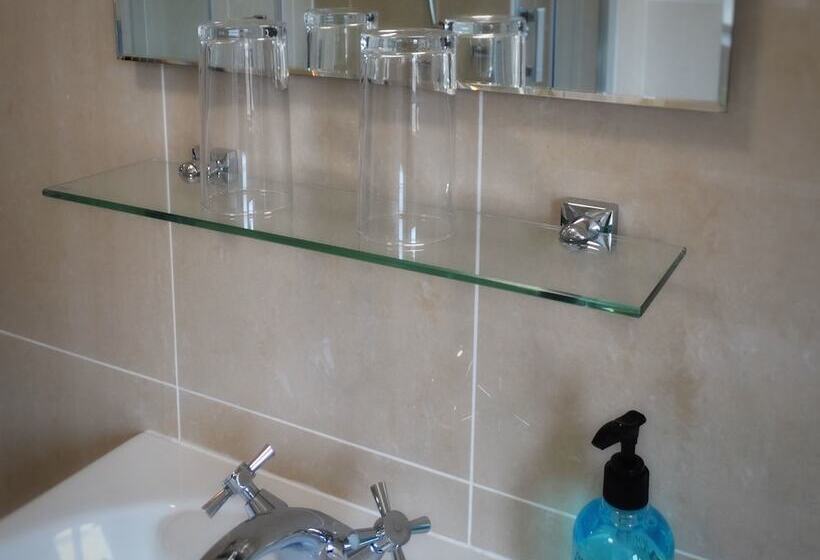 ファミリールーム, Kilchoan House