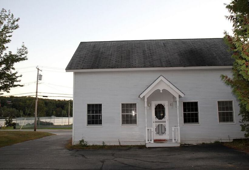 منزل 3 غرف نوم, Sara Placid Inn & Suites