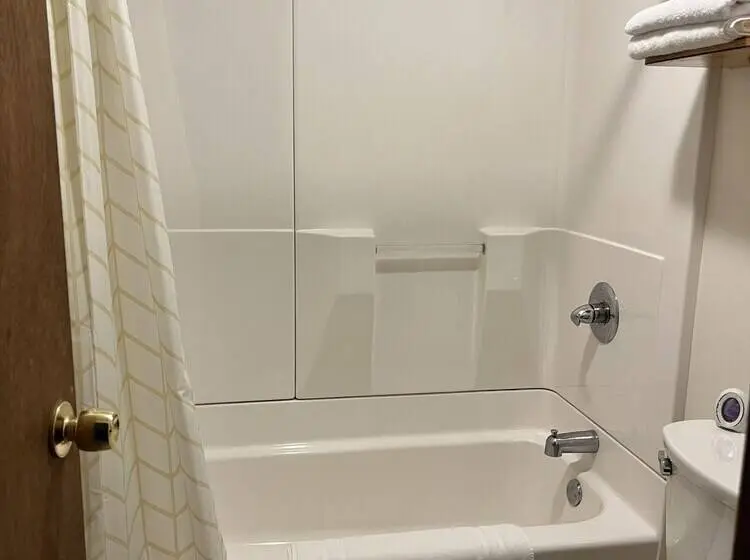 اتاق استاندارد, Sara Placid Inn & Suites