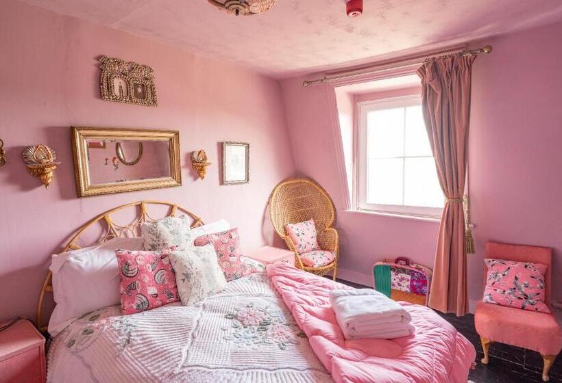 סוויטה משפחתית, La Rosa