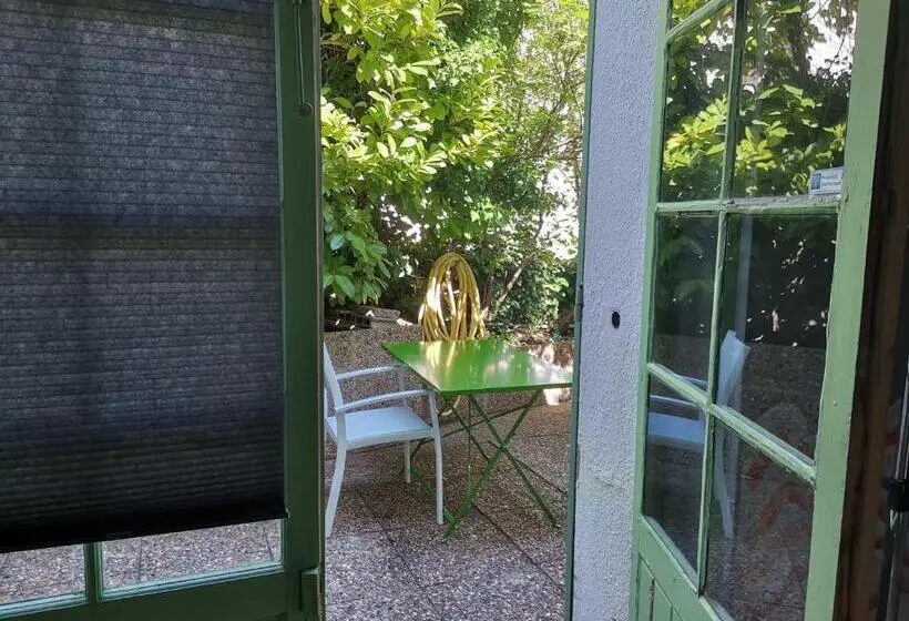 エコノミールーム, Cassis Hostel Les Heures Claires