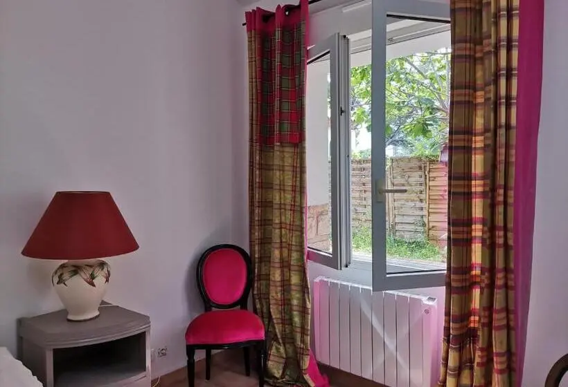 浴室共有スタンダード４人用ルーム, Cassis Hostel Les Heures Claires