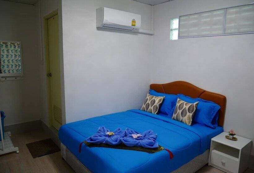 スタンダードルーム, Nawee Guesthouse Sairee