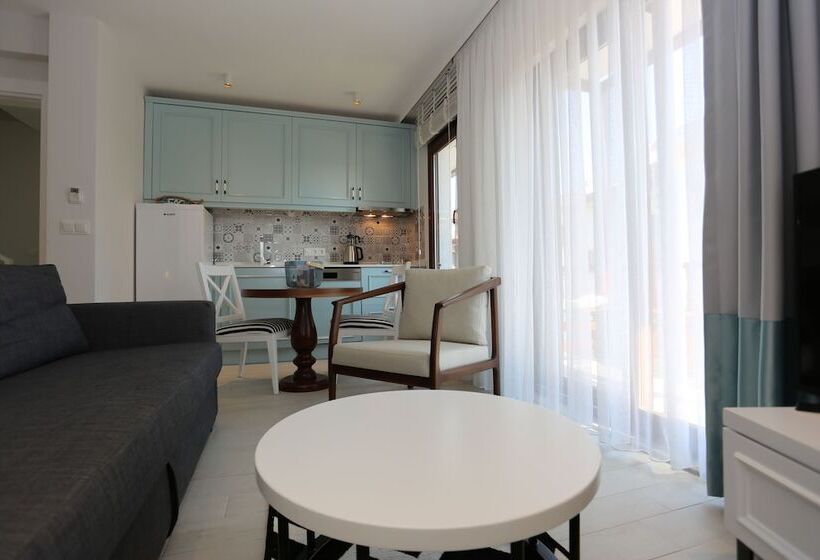 3침실 듀플렉스 아파트, Alp Suites Pinehill