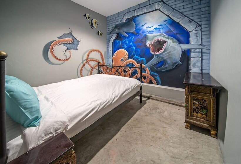 스탠다드 룸, Eclipse Hostel And Bar