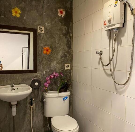 스탠다드 룸, Eclipse Hostel And Bar