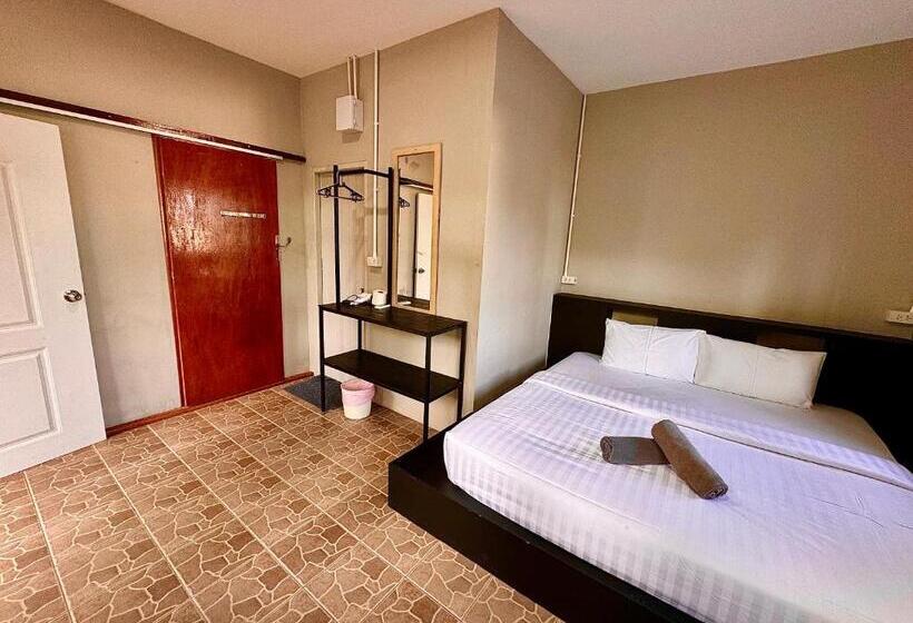 스탠다드 룸, Eclipse Hostel And Bar