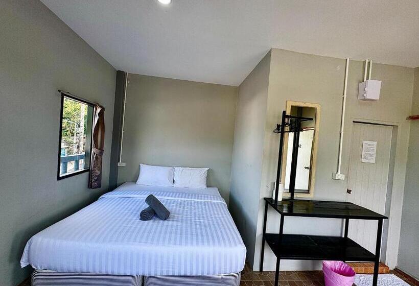 스탠다드 룸, Eclipse Hostel And Bar