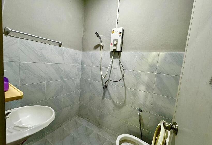 스탠다드 룸, Eclipse Hostel And Bar