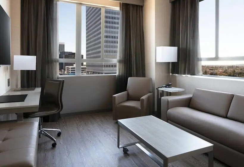 مجموعه ویستا شهر, Ac Hotel By Marriott Beverly Hills