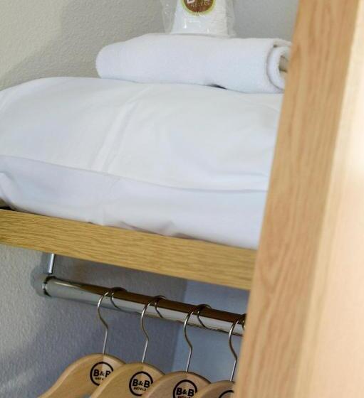 اتاق استاندارد چهار تخته, B&b Hotel Caen Sud