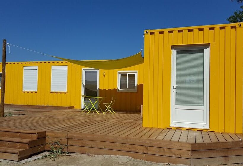 غرفة قياسية, Des Branches & Vous