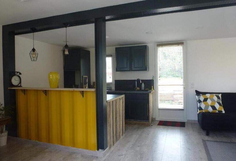 بنجلو قياسى, Des Branches & Vous