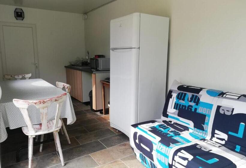 كوخ قياسي, Des Branches & Vous