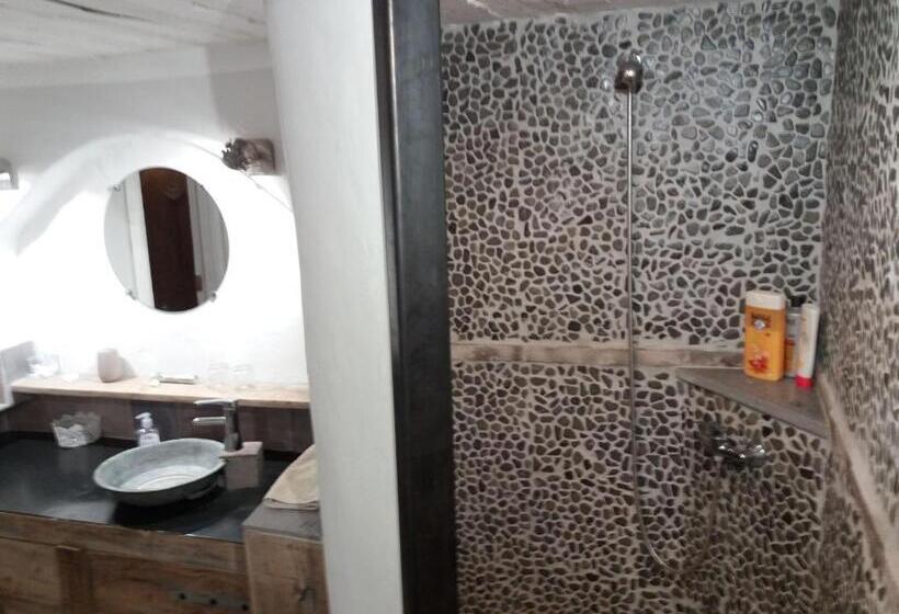 スタンダードルーム, La Medievale Du Luberon