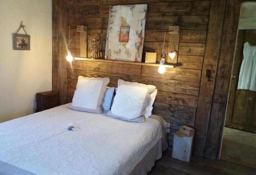 スタンダードルーム, La Medievale Du Luberon