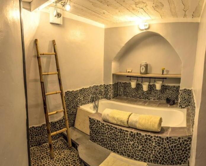 スタンダードルーム, La Medievale Du Luberon