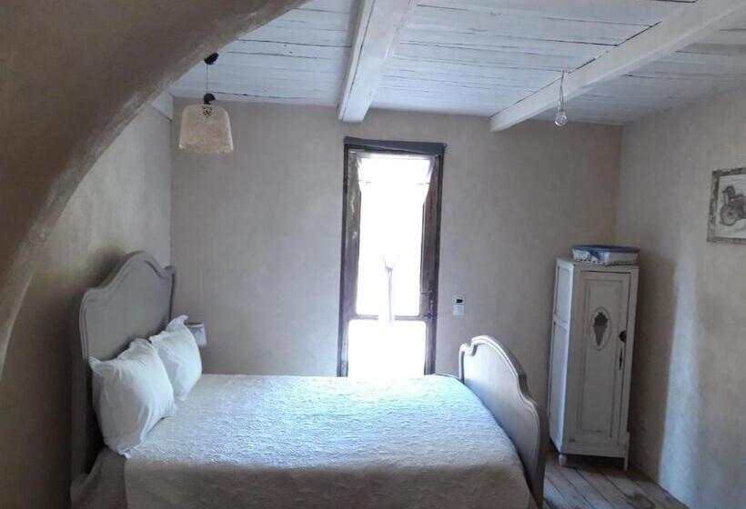 テラス付スイート, La Medievale Du Luberon