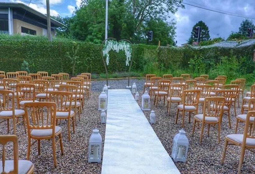 غرفة ديلوكس سرير كينج, Victoria Spa Lodge