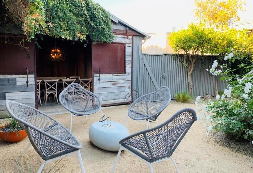 Бунгало Стандарт 2 Спальни, R Inn Napa